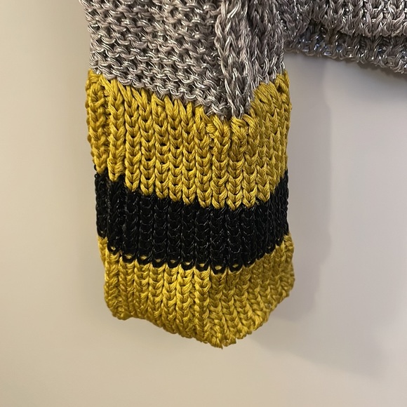 Rag & Bone metallic cable knit v neck sweater - Picture 2 of 3